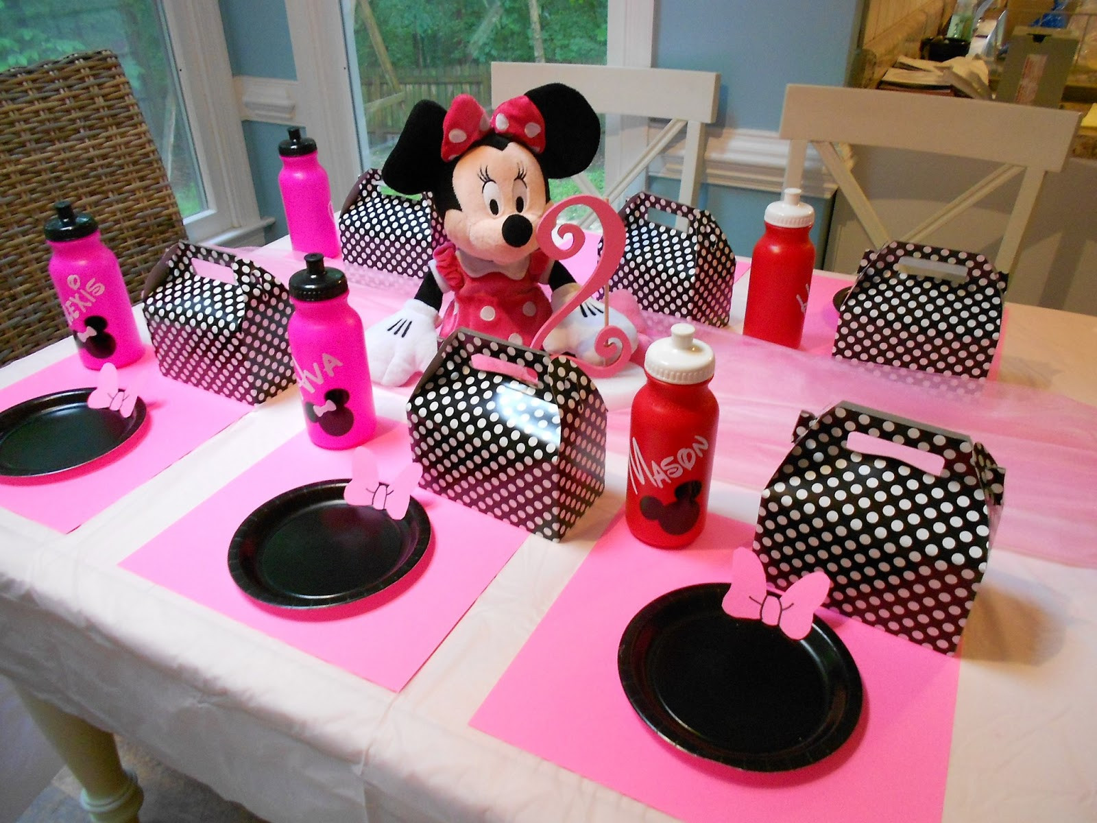 Best ideas about Minnie Mouse Birthday Decorations
. Save or Pin Adventures With Toddlers and Preschoolers Minnie Mouse Now.