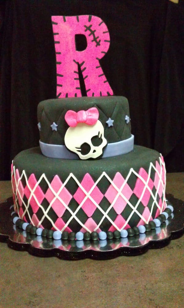 Best ideas about Monster High Birthday Cake
. Save or Pin 10 Cool Monster High Cakes Pretty My Party Now.