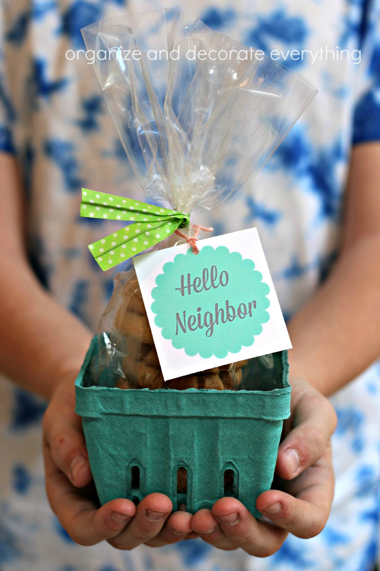 Best ideas about New Neighbor Gift Ideas
. Save or Pin Neighbor Gift Ideas with Printable Tags Organize and Now.