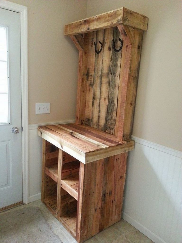 Best ideas about Pallet Wood Furniture Ideas
. Save or Pin Pallet Entryway Bench Now.