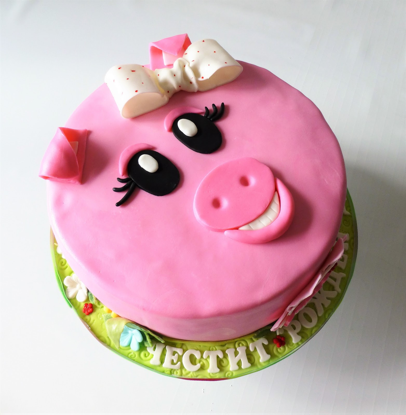 Best ideas about Pig Birthday Cake
. Save or Pin CakeSophia Cute Piggy cake Now.