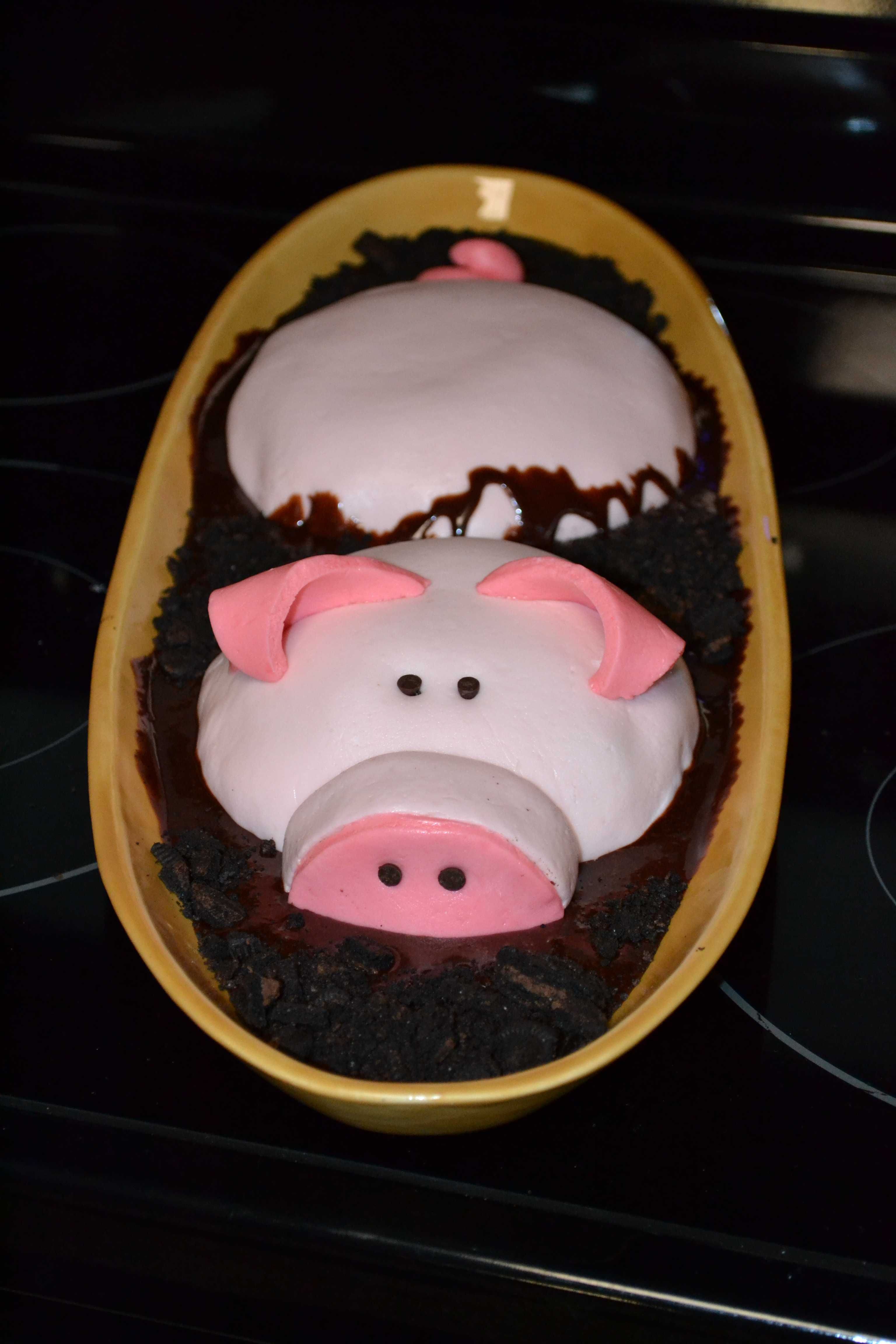 Best ideas about Pig Birthday Cake
. Save or Pin July 2012 Sisterhood of the Sensible Moms Now.