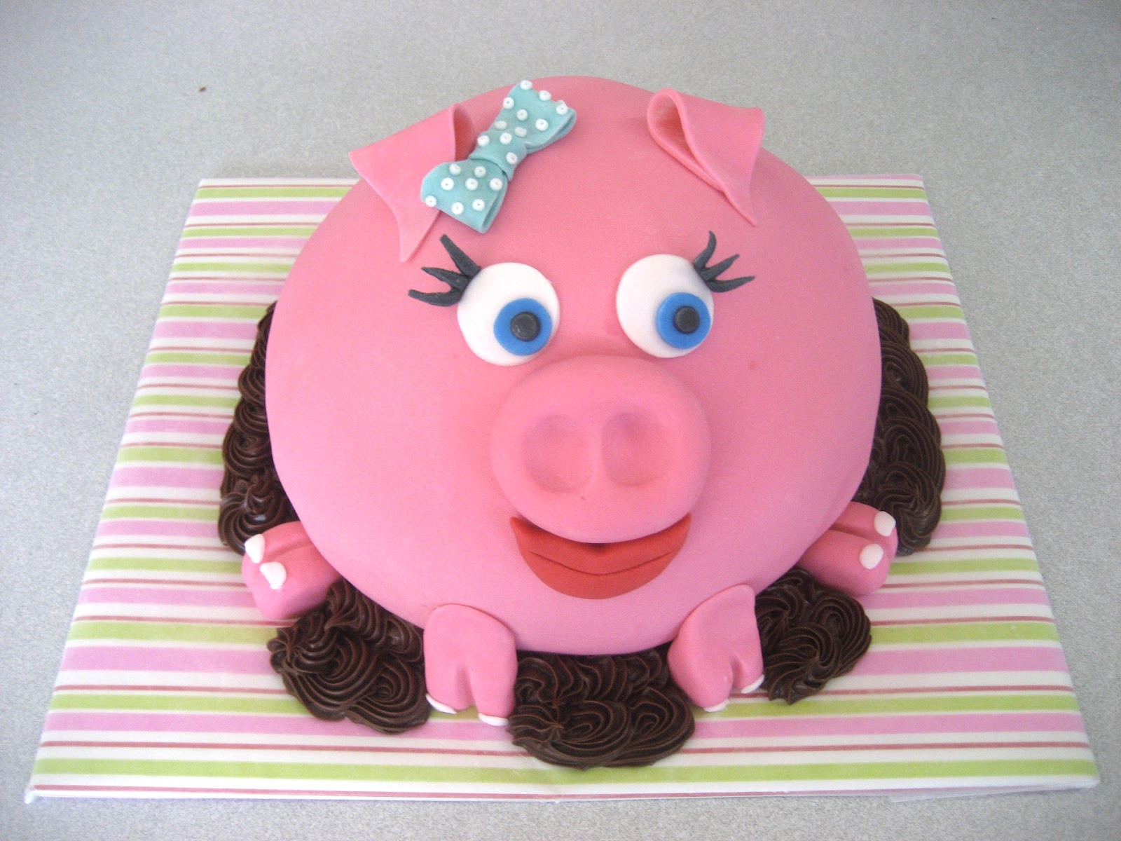 Best ideas about Pig Birthday Cake
. Save or Pin Devanys Designs Pink Pig Cake Now.