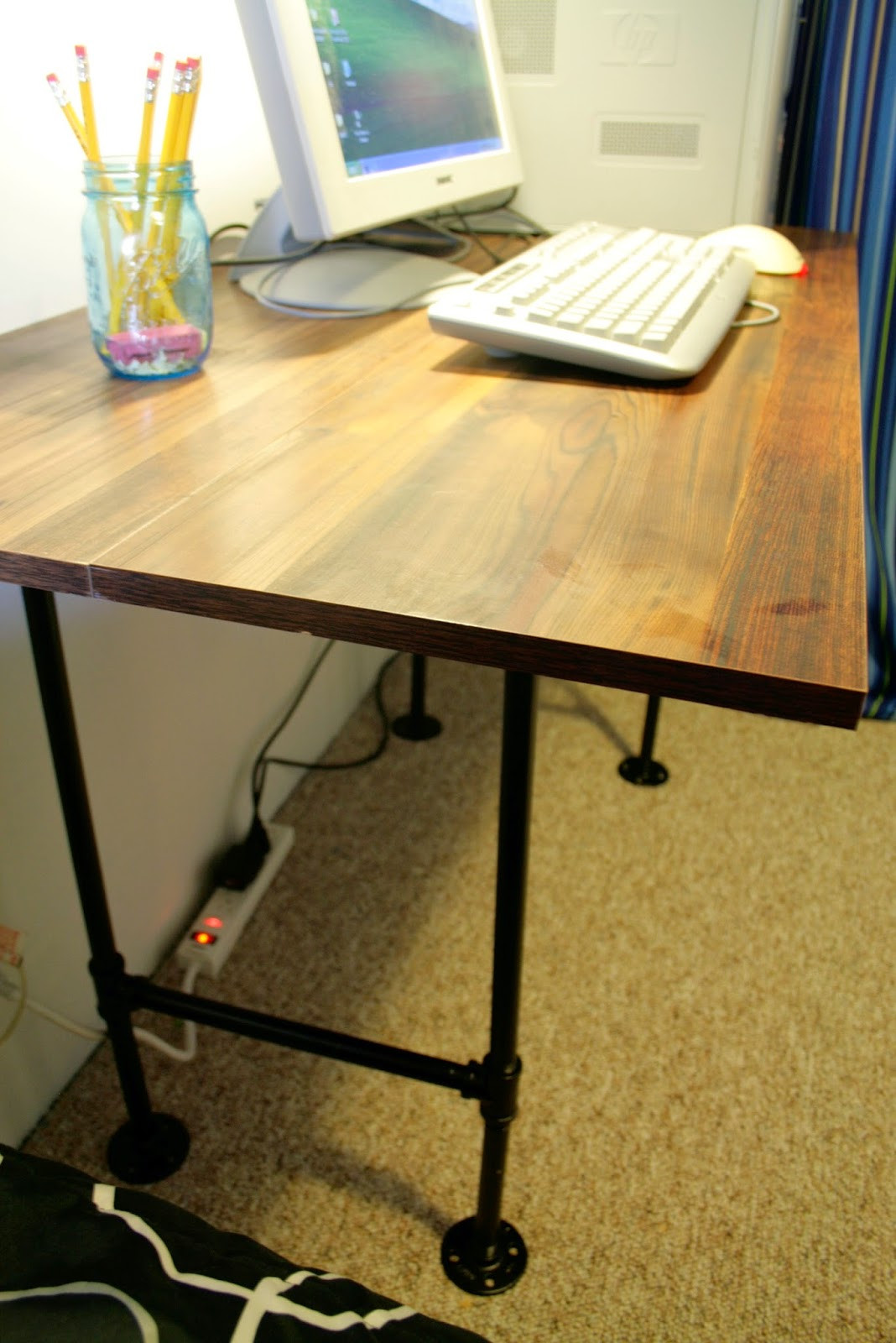 Best ideas about Pipe Desk DIY
. Save or Pin The Dieter Family Industrial Pipe Desk DIY Now.