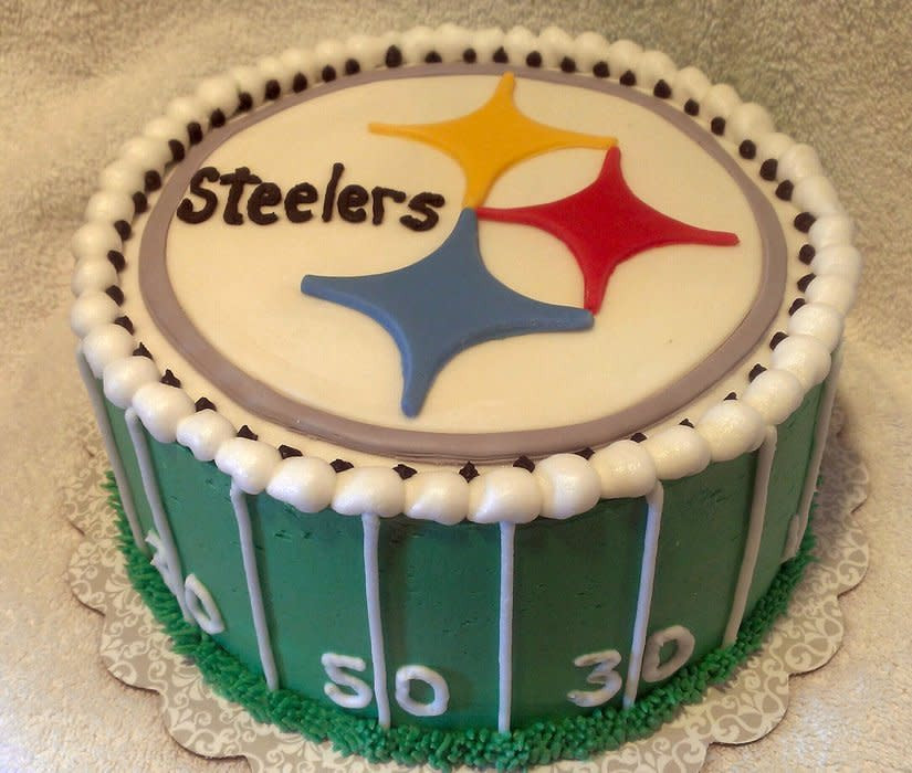 Best ideas about Pittsburgh Steelers Birthday Cake
. Save or Pin Pittsburgh Steelers Cake cake by Kristi CakesDecor Now.