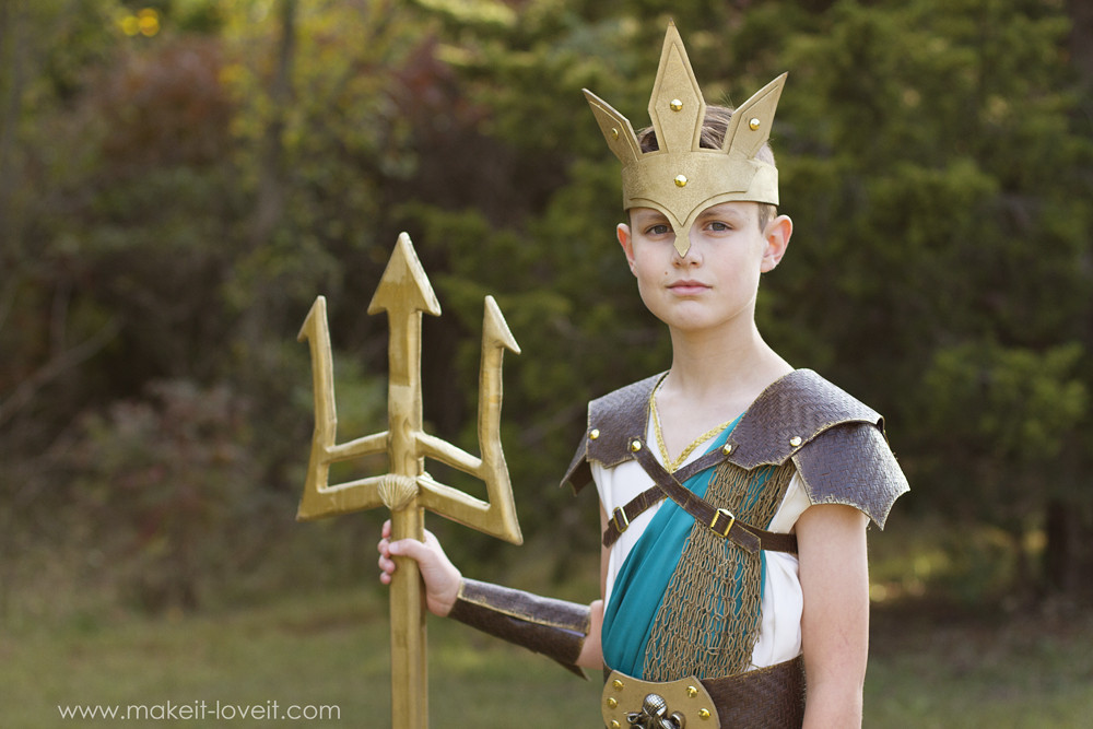 Best ideas about Poseidon Costume DIY
. Save or Pin DIY Greek God Costume POSEIDON Now.