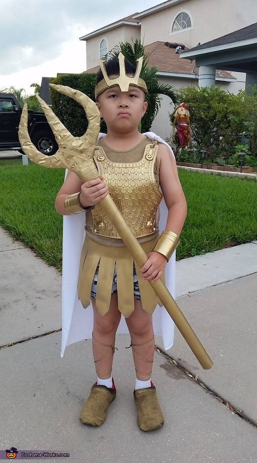 Best ideas about Poseidon Costume DIY
. Save or Pin DIY Poseidon Costume Now.