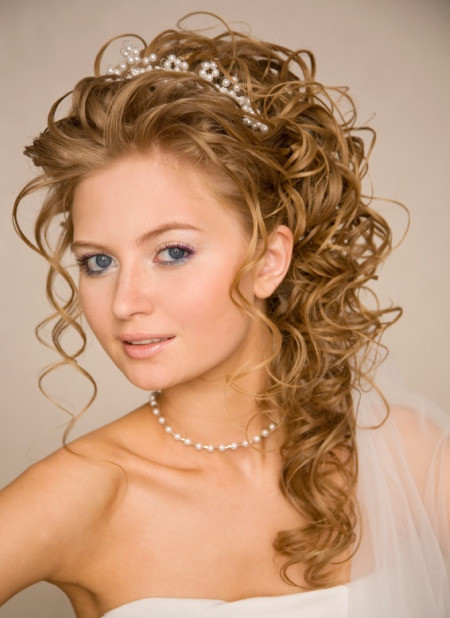 Best ideas about Prom Hairstyle Curls
. Save or Pin Prom Hairstyles Short hairstyles short curly hairstyles Now.