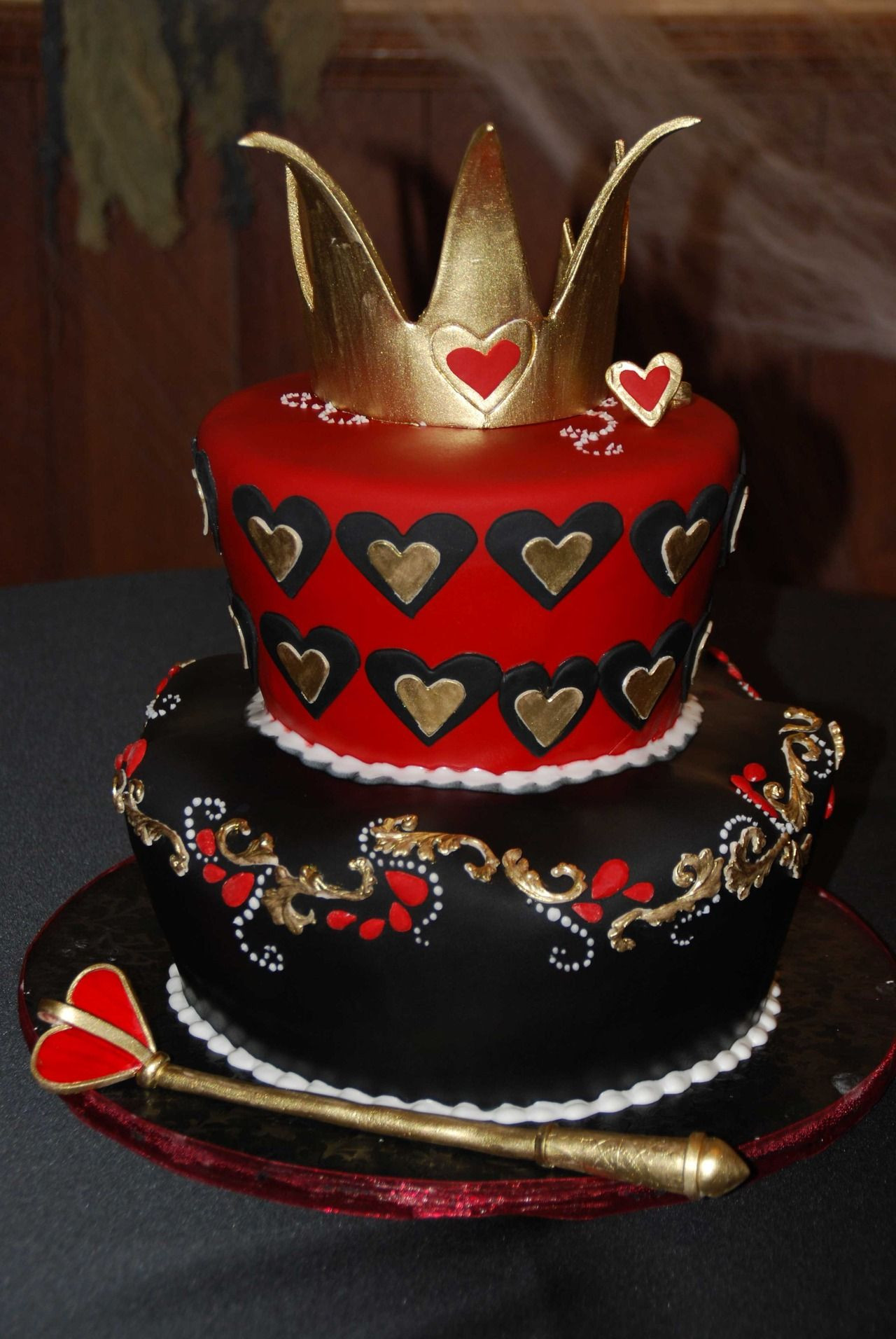Best ideas about Queen Birthday Cake
. Save or Pin The Red Queen cake Queen of Hearts cake Alice in Now.