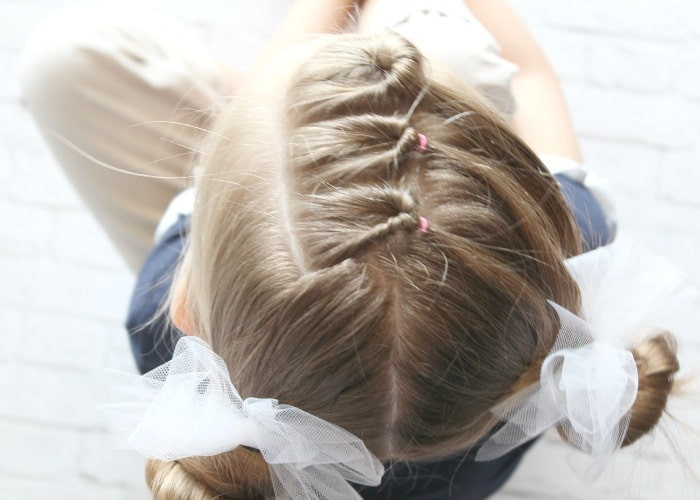 Best ideas about Quick Hairstyles For Girls
. Save or Pin Easy Little Girls Hairstyles 10 Cutest Ideas in 5 Now.