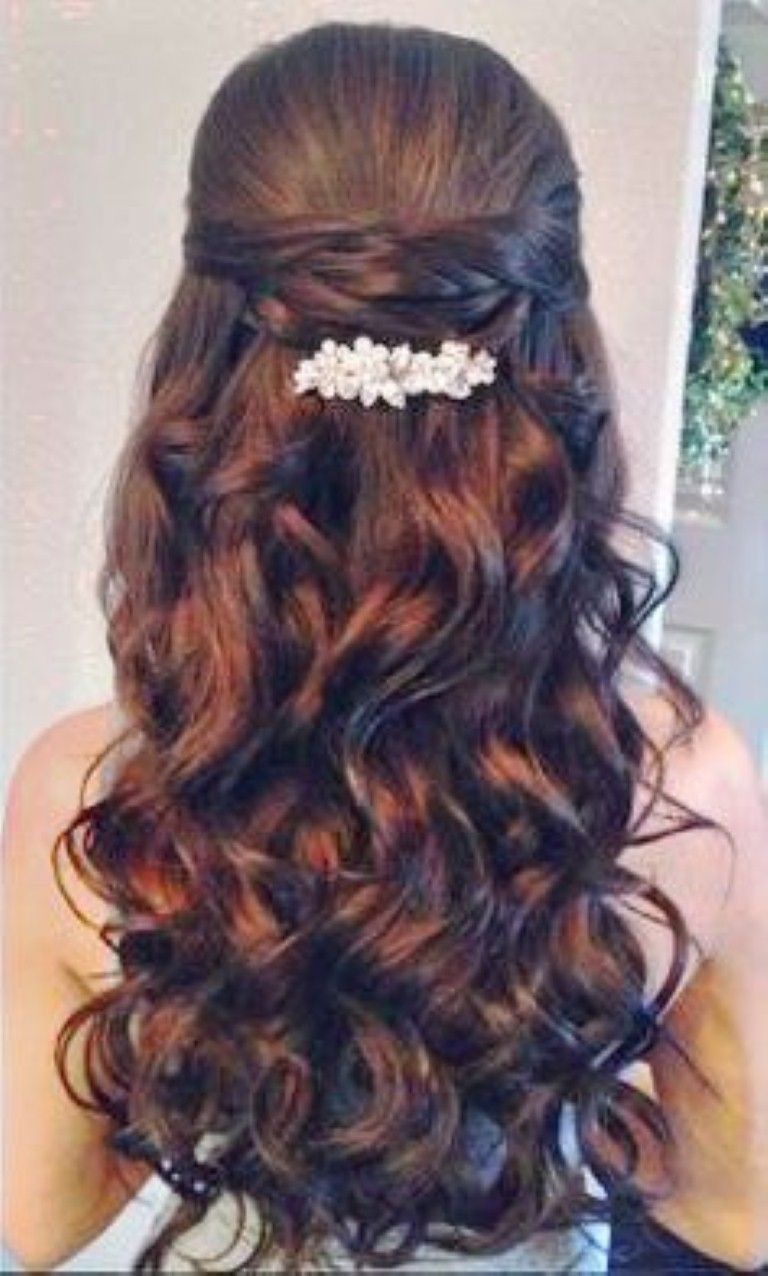 Best ideas about Quinceanera Hairstyles Updos
. Save or Pin quinceanera hairstyles with curls and tiara hair down Now.