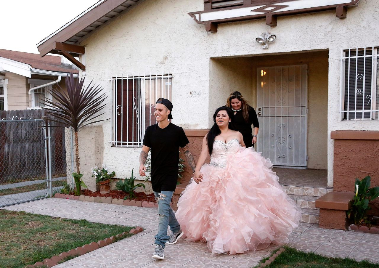 Best ideas about Quinceanera Surprise Gift Ideas
. Save or Pin Justin Bieber Surprises Girl with Dream Quince My Quince Now.