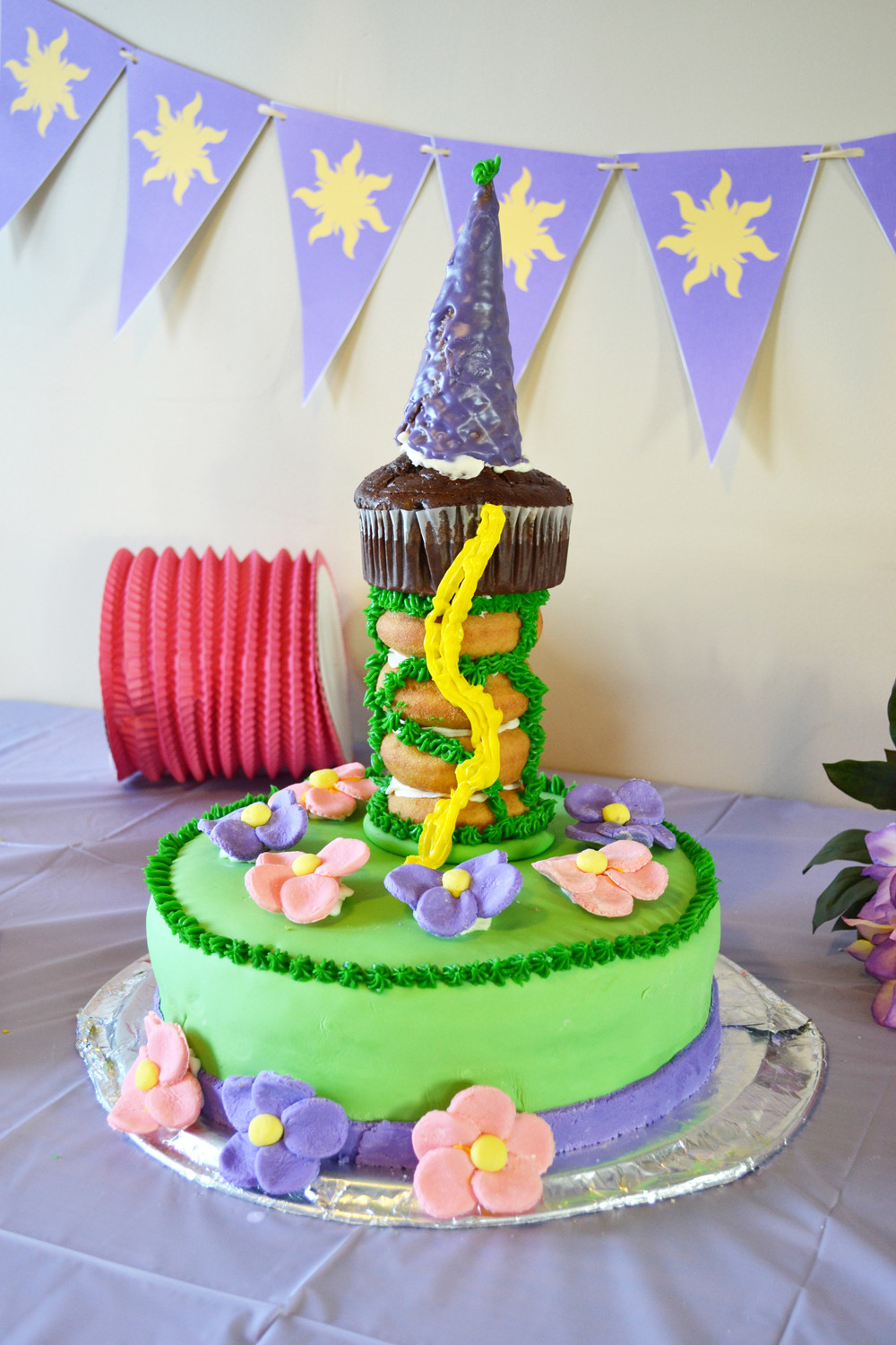 Best ideas about Rapunzel Birthday Cake
. Save or Pin Throw a Rapunzel Theme Party Now.