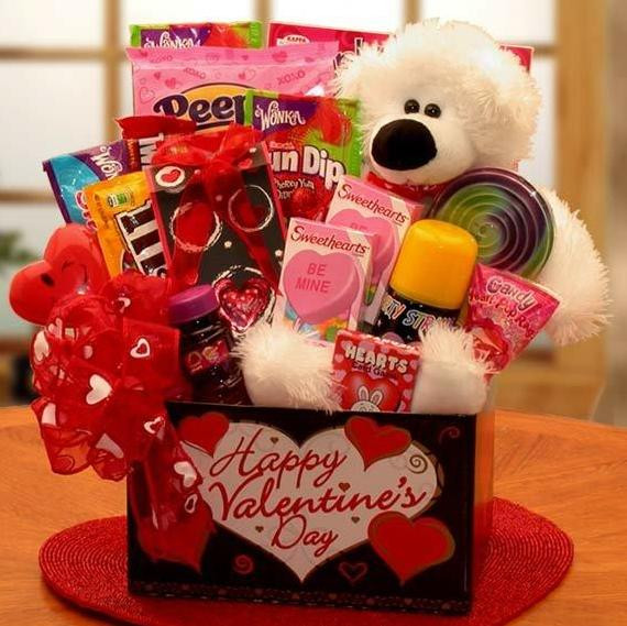Best ideas about Romantic Gift Ideas For Her
. Save or Pin Cute Gift Ideas for Your Girlfriend to Win Her Heart Now.