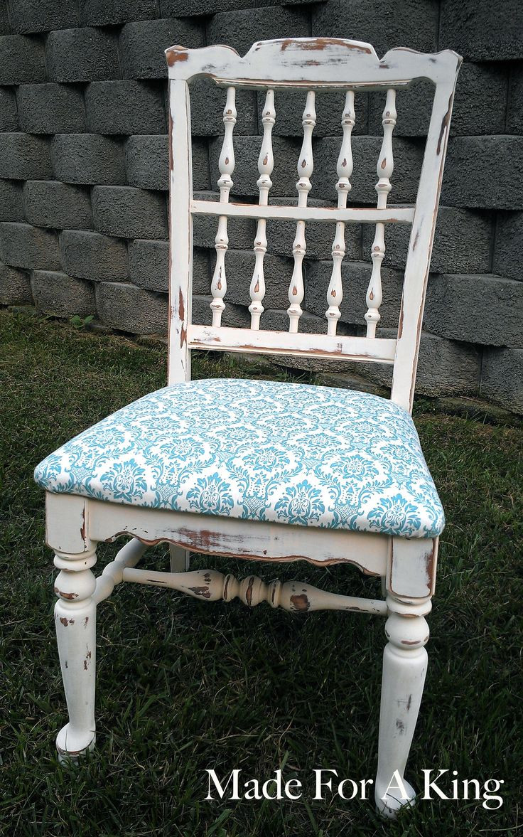 Best ideas about Shabby Chic Chairs
. Save or Pin 25 best ideas about Distressed Chair on Pinterest Now.