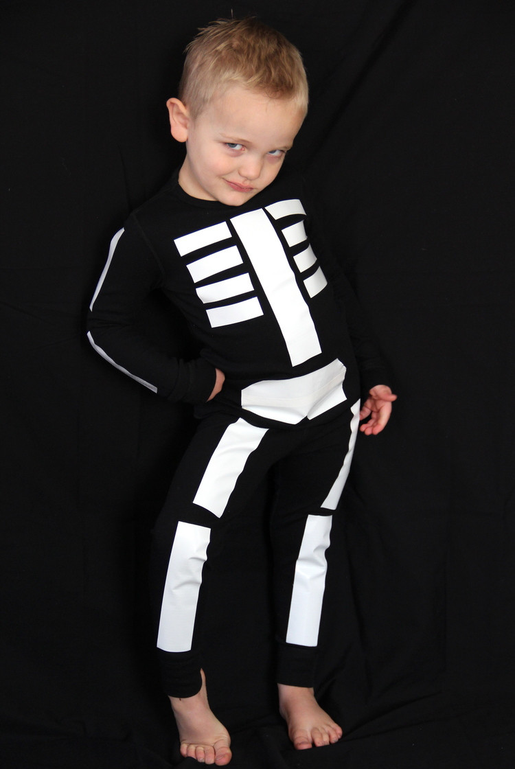 Best ideas about Skeleton DIY Costume
. Save or Pin 21 Creative And Easy Last Minute Halloween Costumes for kids Now.