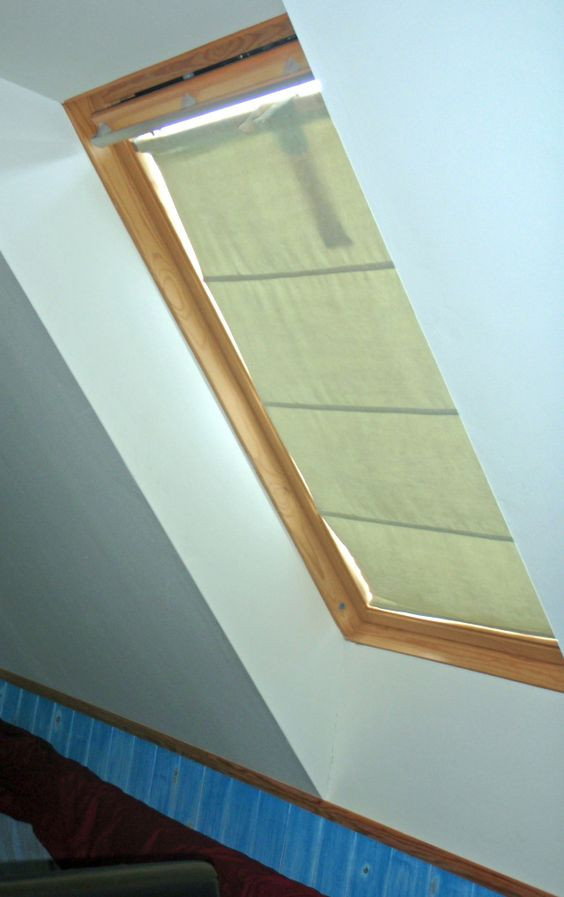 Best ideas about Skylight Blind DIY
. Save or Pin How to make curtains for ceiling window Hvordan lage Now.