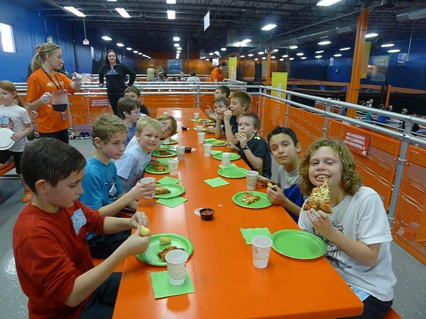 Best ideas about Skyzone Birthday Party
. Save or Pin Ultimate Birthday Party for Boys in Akron Area at Sky Zone Now.