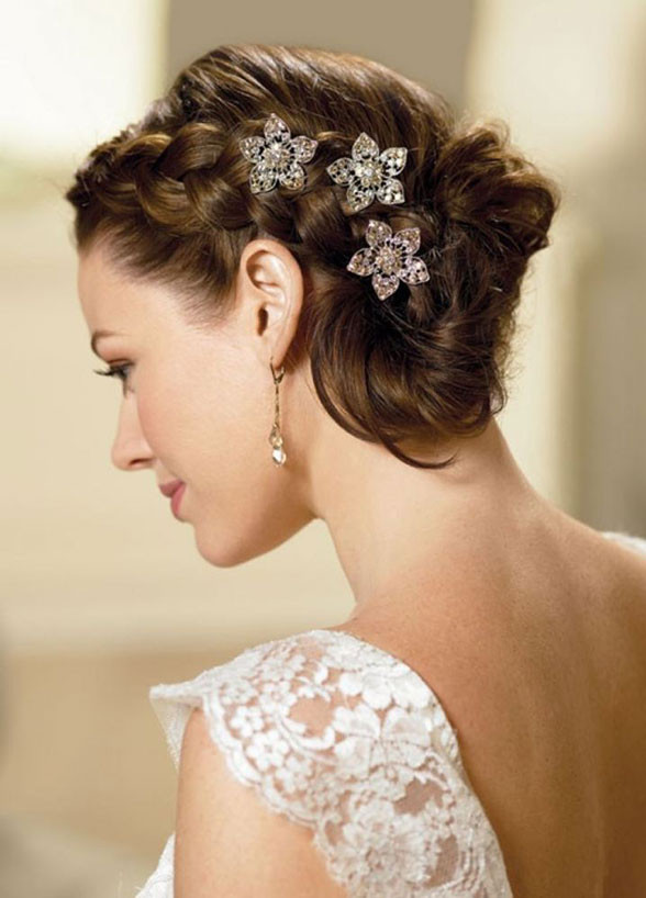 Best ideas about Summer Wedding Hairstyles
. Save or Pin 35 Summer Wedding Hairstyles To Copy MagMent Now.