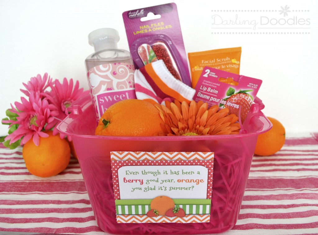 Best ideas about Teacher Gift Baskets Ideas
. Save or Pin Berry Gift Basket for the End of the School Year Darling Now.