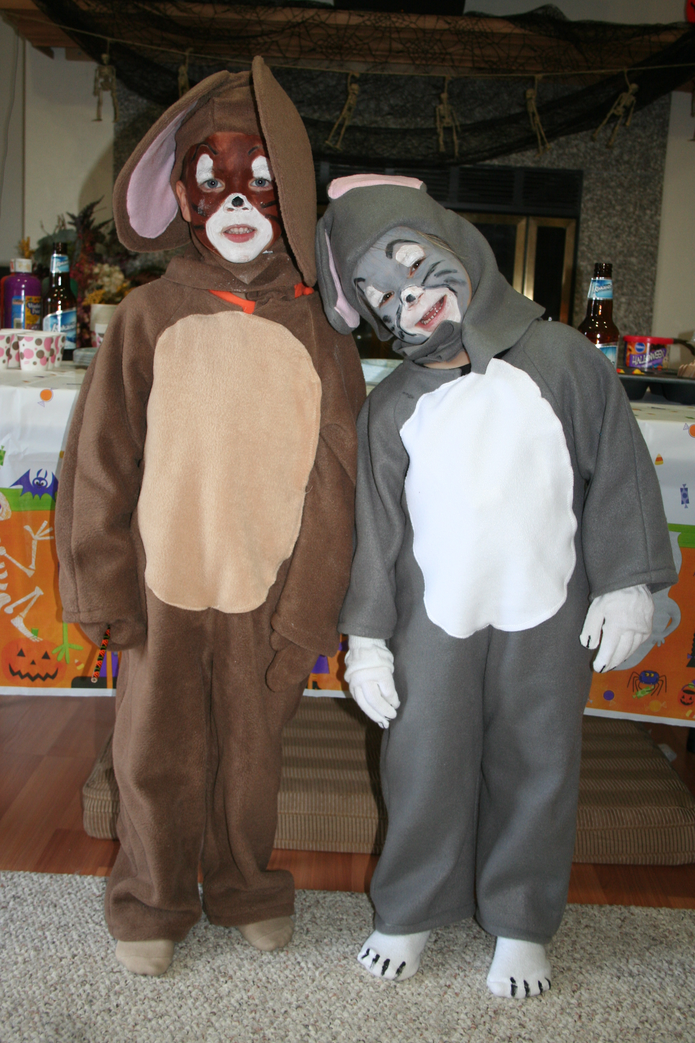 Best Tom And Jerry Costumes DIY from I Dream of a Halloween Theme - Profoun...