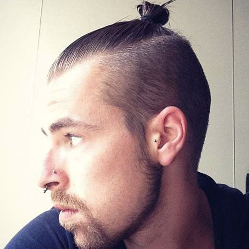 Best ideas about Top Knot Hairstyle Male
. Save or Pin Men s Top Knot Hairstyles Now.