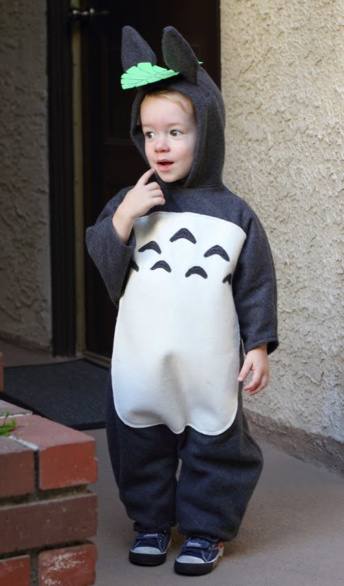 Best ideas about Totoro Costume DIY
. Save or Pin craft g33k HOWTO Toddler Totoro Costume Now.