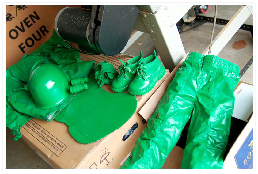 Best ideas about Toy Soldier Costume DIY
. Save or Pin a bit of halloween eye candy Now.