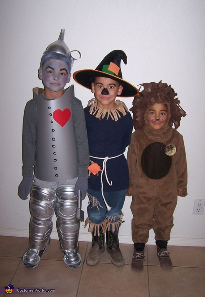 Best ideas about Wizard Of Oz Costumes DIY
. Save or Pin Halloween Costumes For Siblings That Are Cute Creepy And Now.