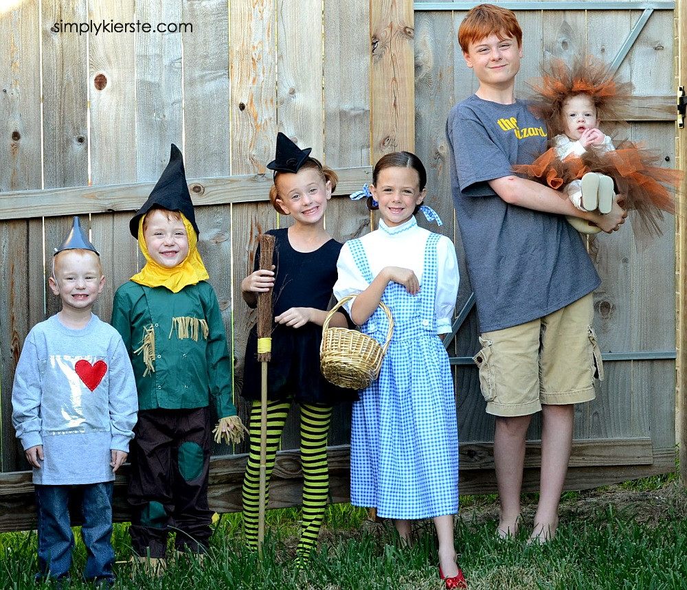 Best ideas about Wizard Of Oz Costumes DIY
. Save or Pin Easy Tin Man Costume Tutorial Now.