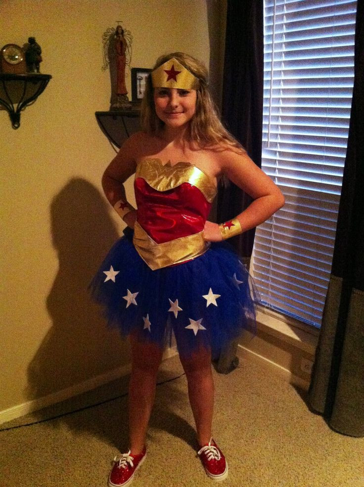 Best ideas about Wonder Woman Halloween Costume DIY
. Save or Pin DIY Wonder Woman Costume Sewing projects tips Now.