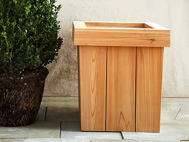 Best ideas about Wood Planter Box DIY
. Save or Pin How to DIY a Planter Box How to Build a Wooden Garden Now.