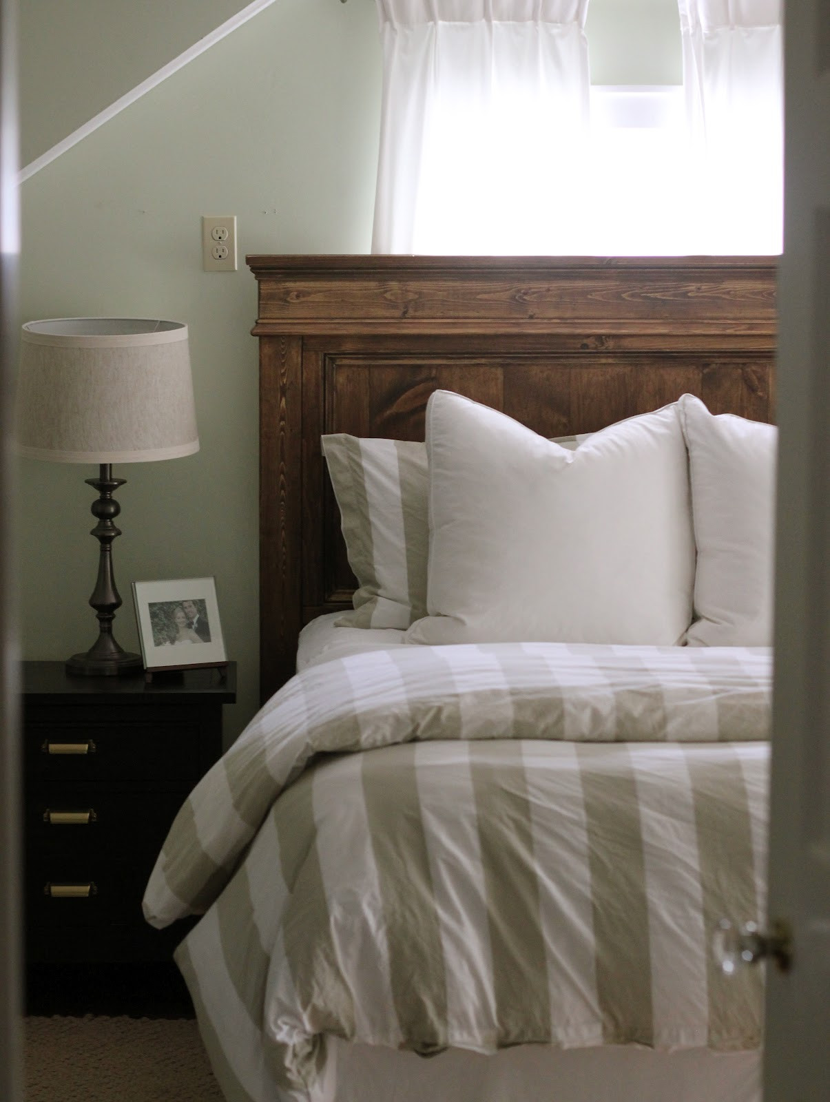 Best ideas about Wooden Headboard DIY
. Save or Pin Jenny Steffens Hobick We built a bed DIY Wooden Headboard Now.