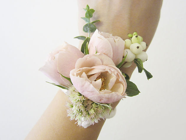 Best ideas about Wrist Corsages DIY
. Save or Pin Gala Accessories Charming DIY Wrist Corsages Now.